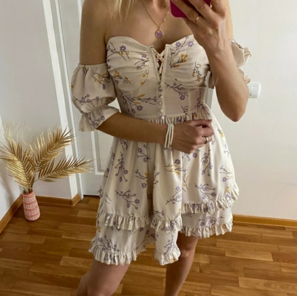 Tiered Ruffle Off The Shoulder Floral Corset Style Dress - Picture 12 of 12